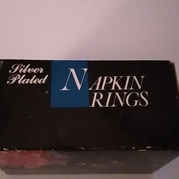 Set of Silver Plated Napkim Rings - Picture 3 of 4